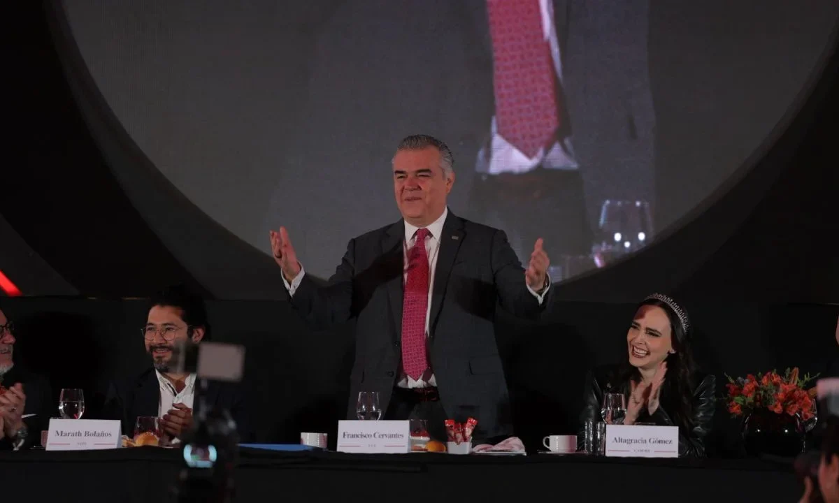 Francisco Cervantes se despidió del ente empresarial.