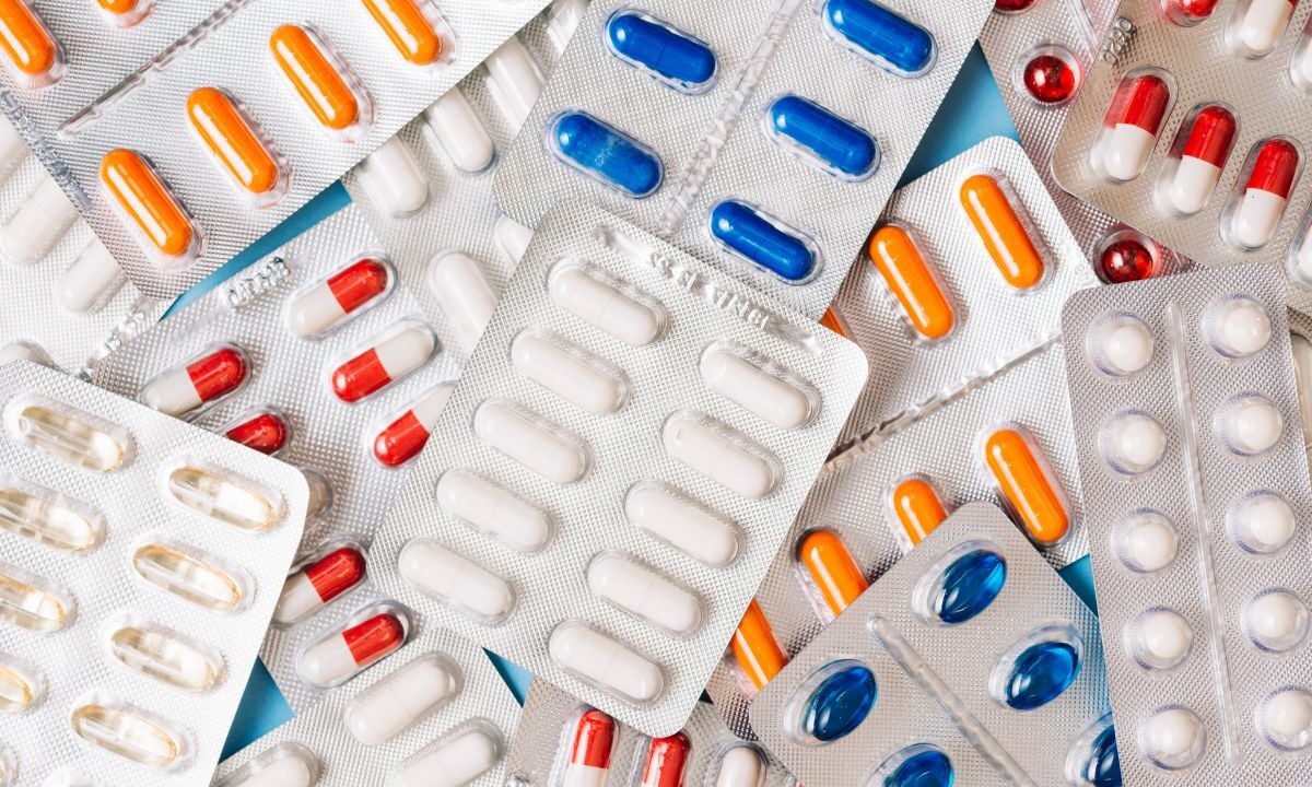 La SSA indicó que el abasto de medicinas está garantizado para lo que queda de 2025 y avanza su planeación para 2026.