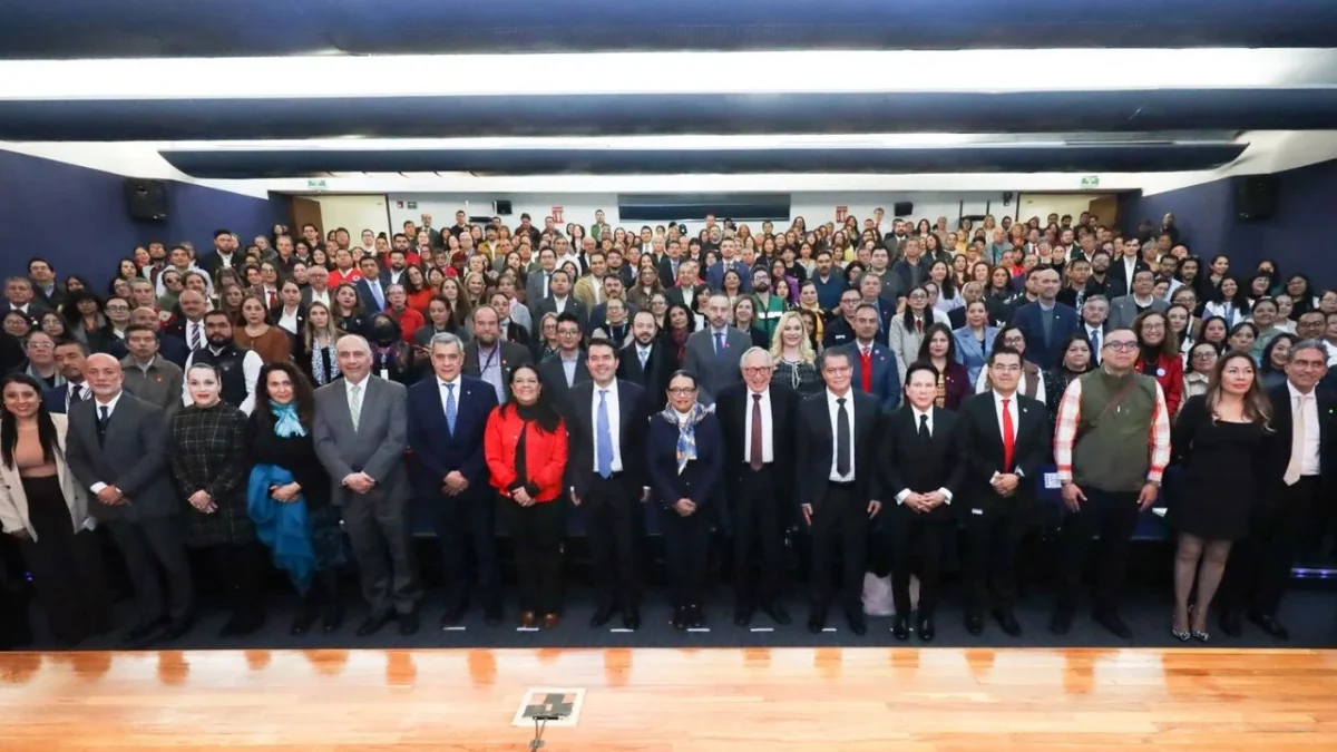 La reunión donde participaron los campesinos fue presidida por el secretario de Agricultura, Julio Berdegué Sacristán, y el subsecretario de Gobernación, César Yáñez Centeno Cabrera