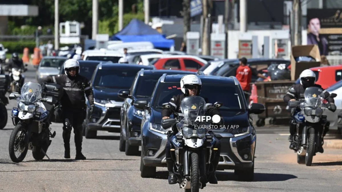 Jair Bolsonaro sale de prisión e ingresa al hospital para operación