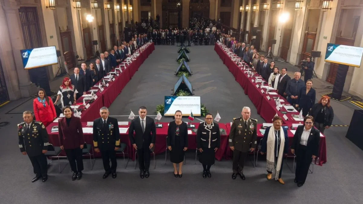 La presidenta Claudia Sheinbaum y los gobernadores de la República Mexicana aprobaron el Acuerdo Nacional contra la Extorsión.