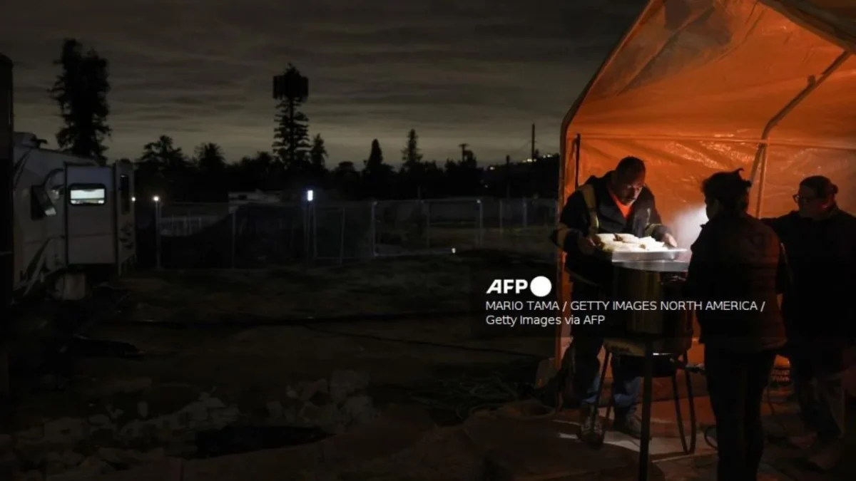 Los Ángeles activa alerta por riesgo de inundaciones en Navidad