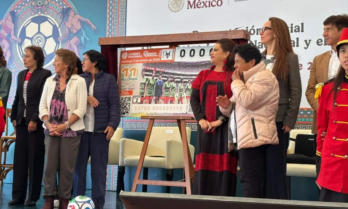 La Lotería Nacional presenta el Álbum retro del Mundial con billetes conmemorativos.