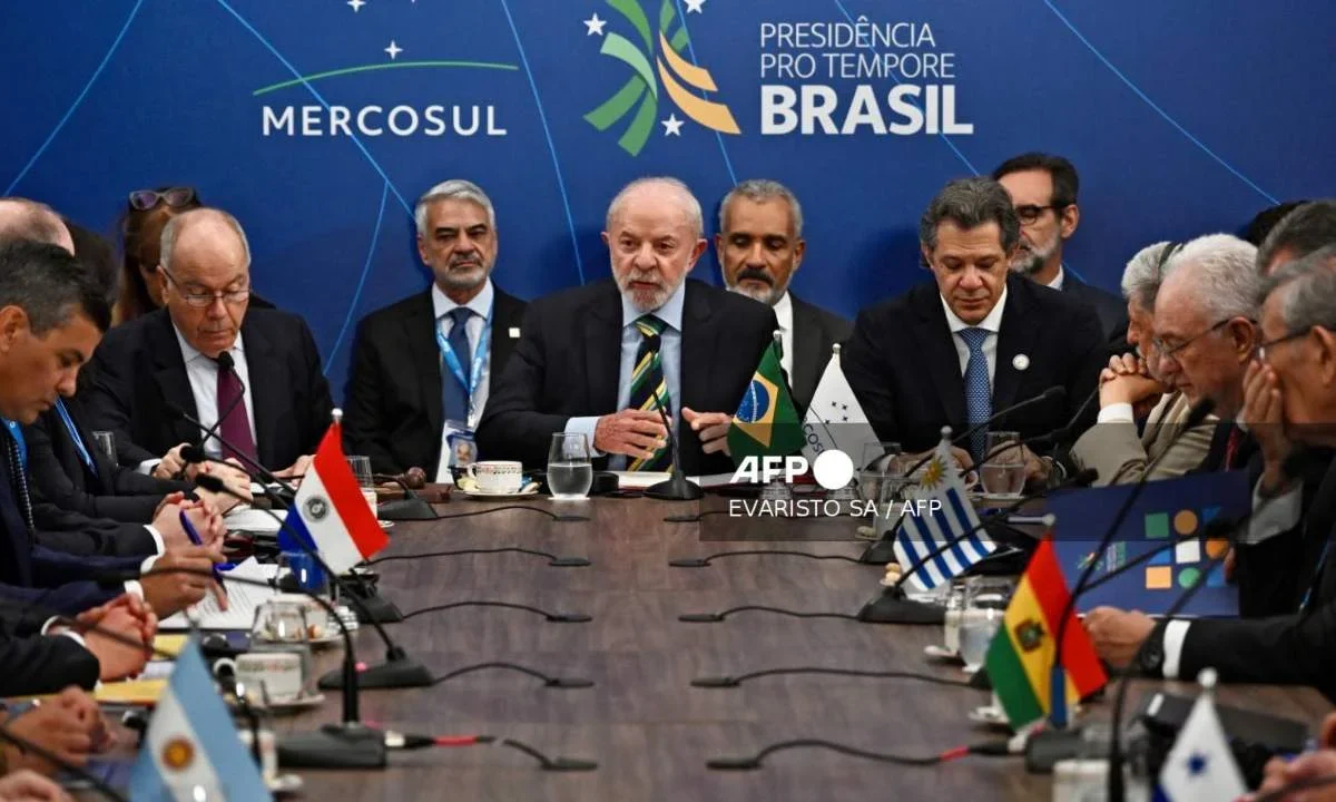 Lula da Silva llama a la Unión Europea a tener 'coraje' para firmar el acuerdo comercial con el Mercosur.