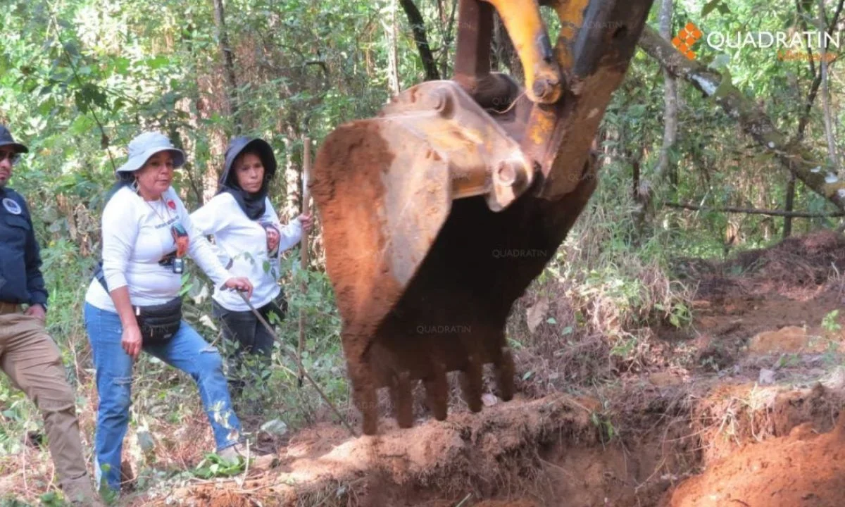 Madres buscadoras, en coordinación con la Comisión de Búsqueda de Michoacán, localizaron osamentas humanas en Uruapan.