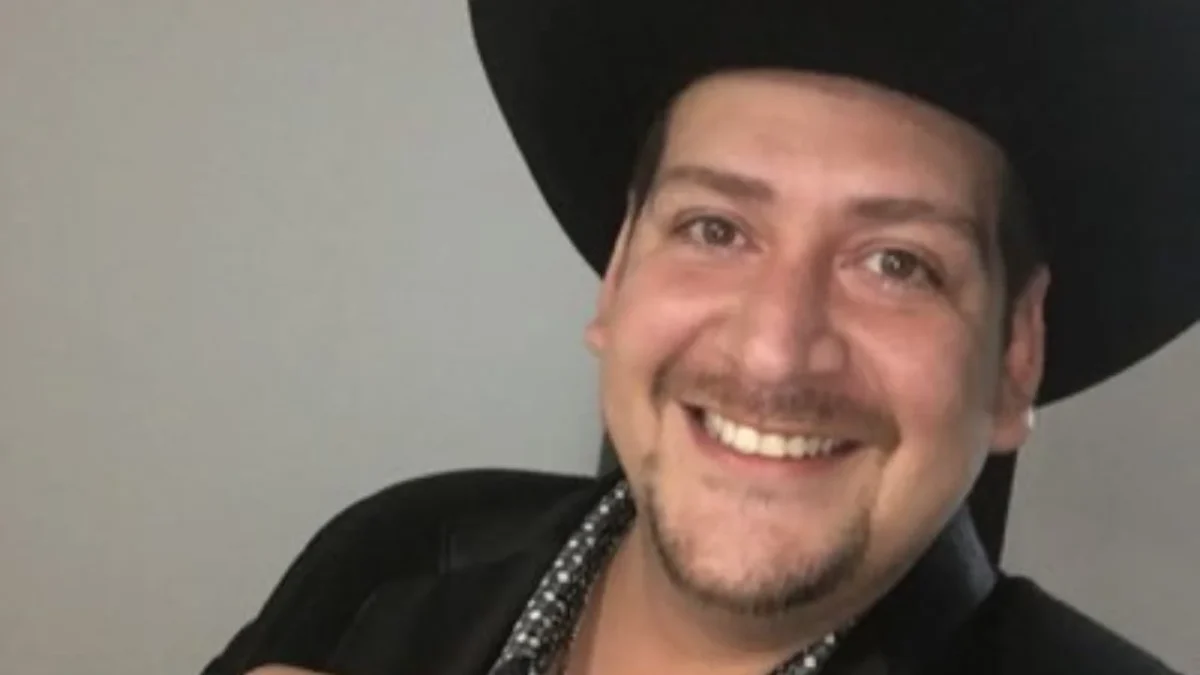 El comediante regio Jesús Alberto González, mejor conocido como ‘El Cometa Show’, falleció a los 40 años de edad.