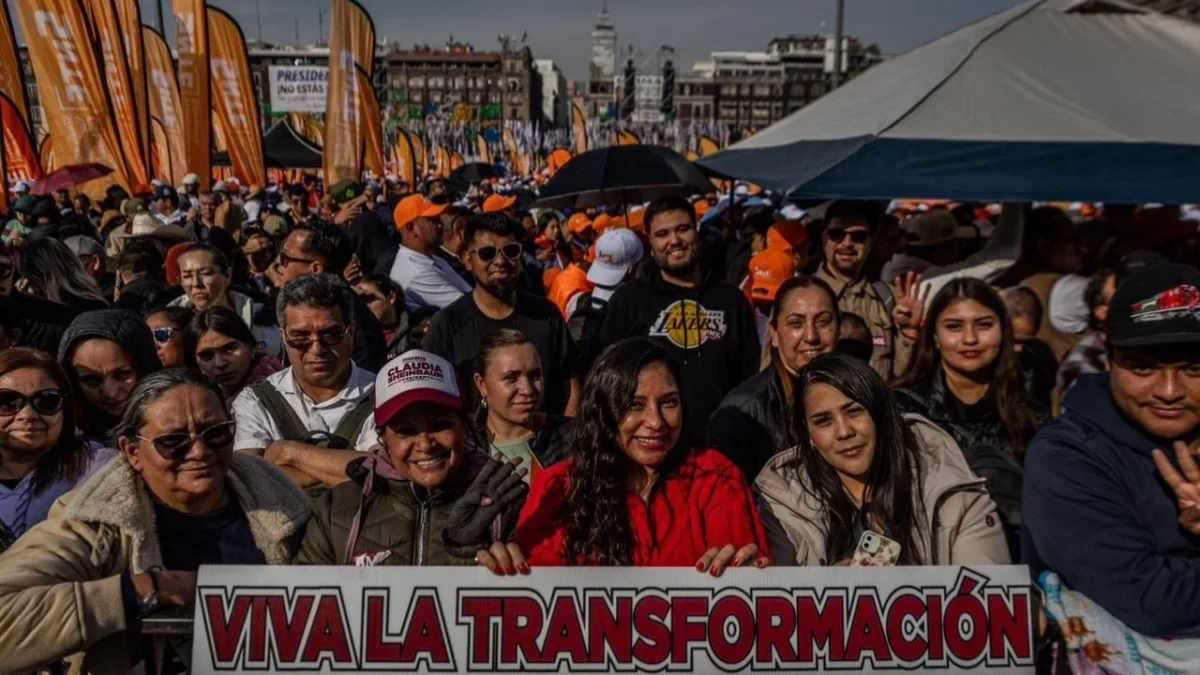 600 mil personas llenan el Zócalo