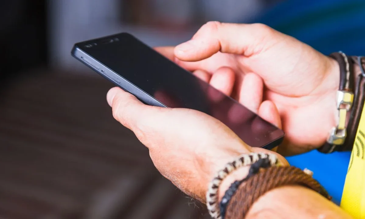 La nueva CRT impuso un plazo para que todas las líneas telefónicas en México estén ligadas a una persona física o moral o sufrirán suspensión.