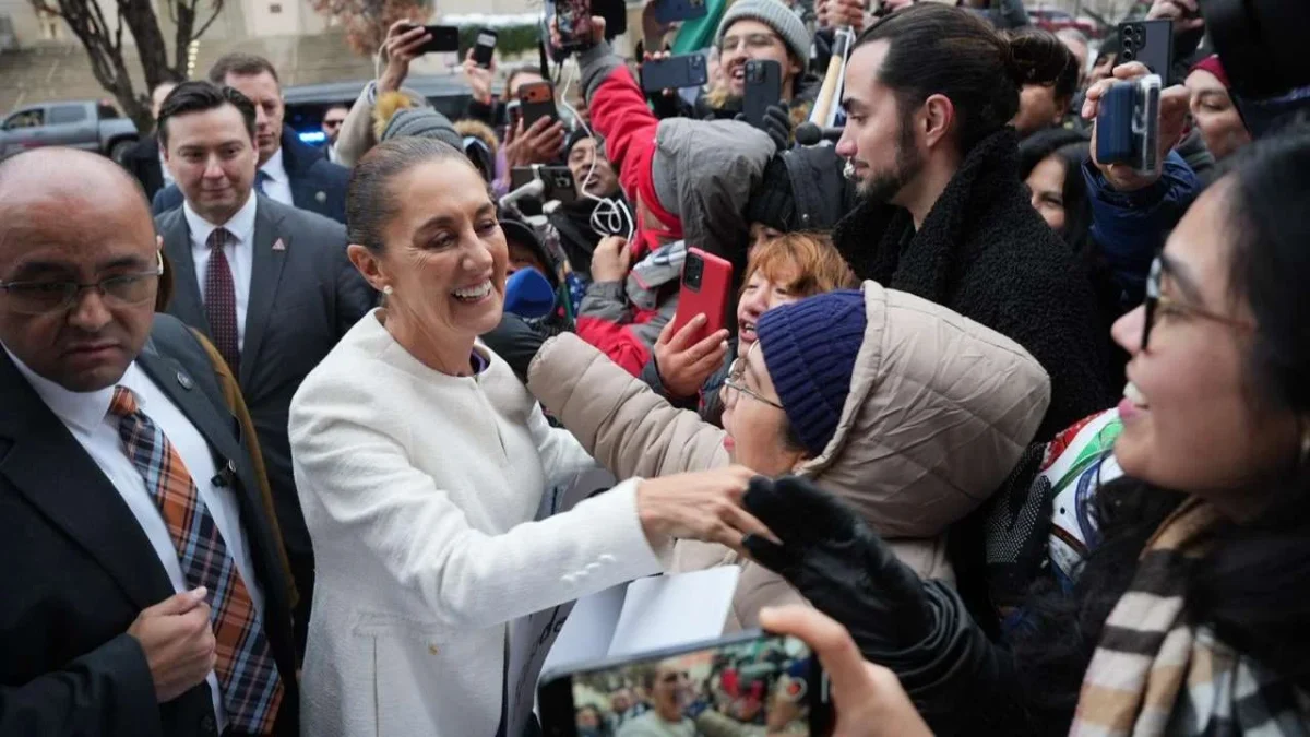 En su visita a EU, por el sorteo del Mundial, Claudia Sheinbaum se reunió con la comunidad mexicana que radica en el país vecino.