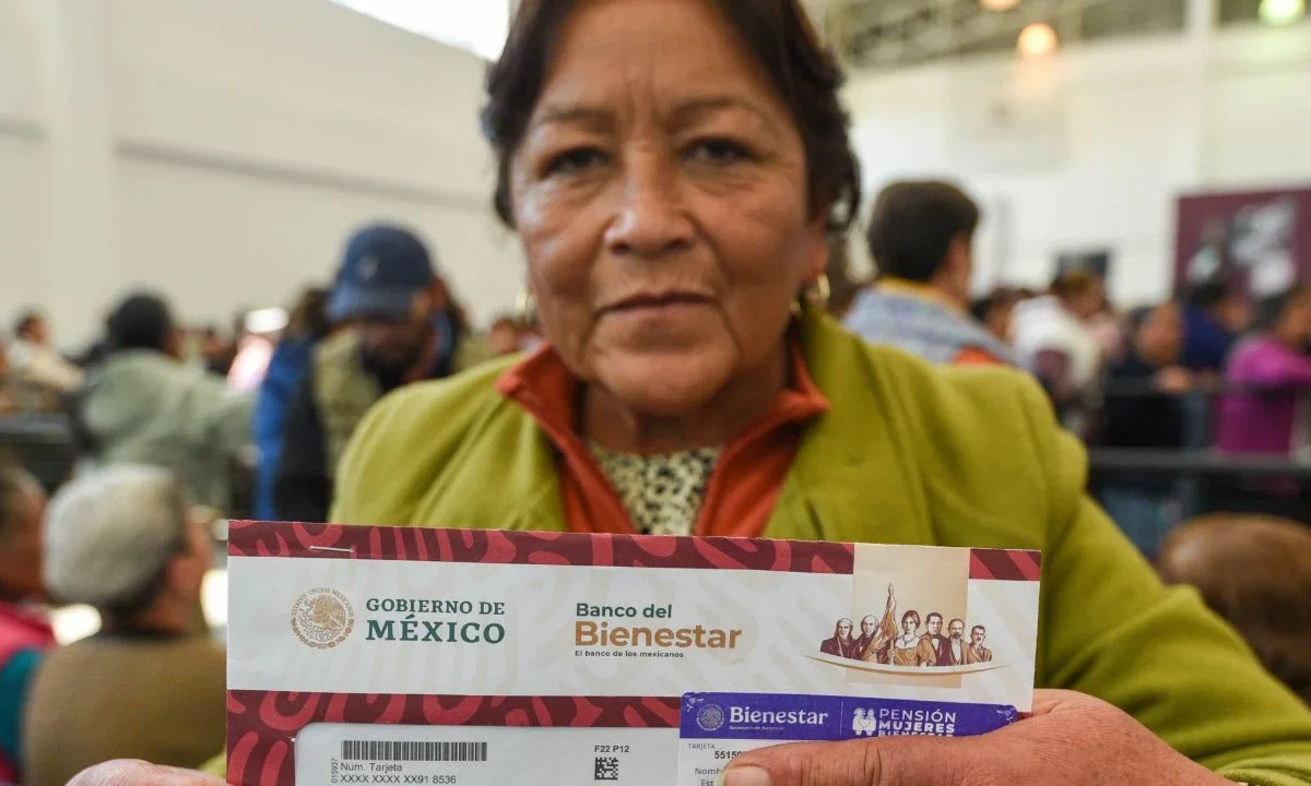 El apoyo de la Pensión Bienestar se puede retener si se detectan irregularidades administrativas o de identidad. 
