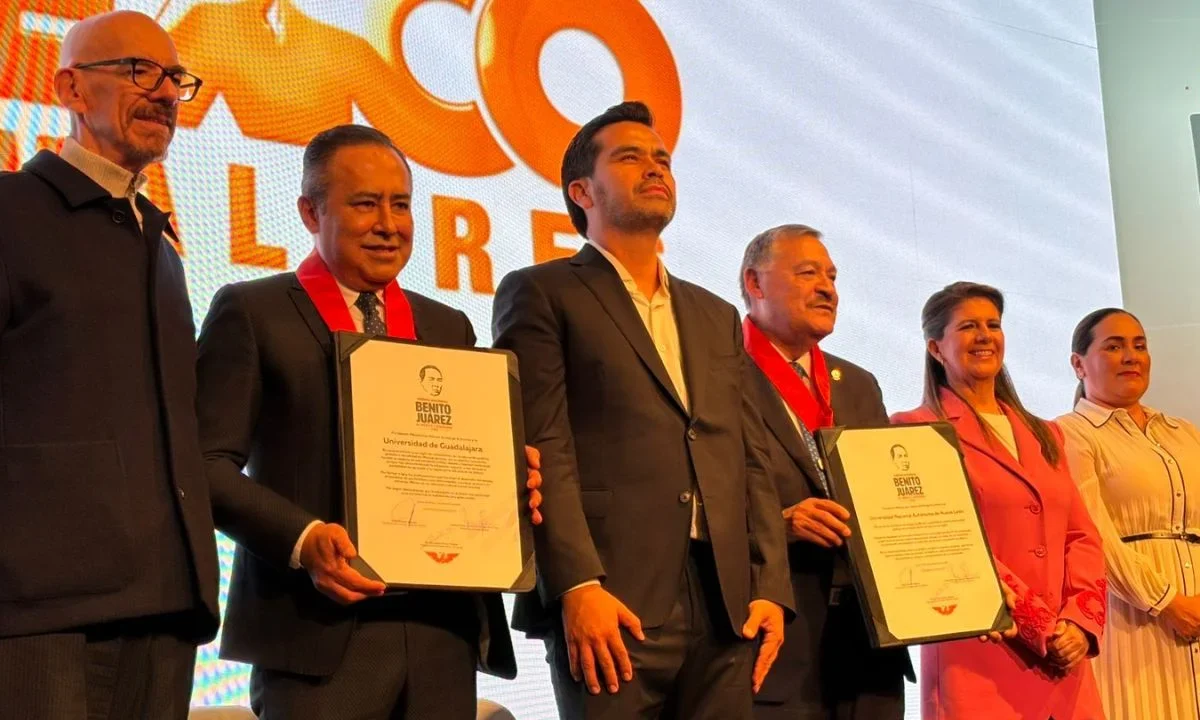 Dante Delgado, Coordinador Nacional de MC, encabezó una agenda de eventos institucionales incluido el Premio Nacional Benito Juárez.