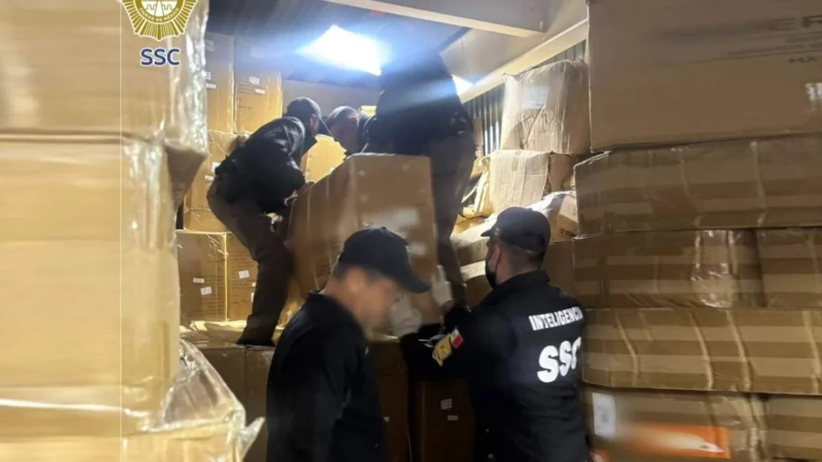 Recuperan mercancía robada en una bodega de la colonia Popotla; por el hecho hay dos detenidos.