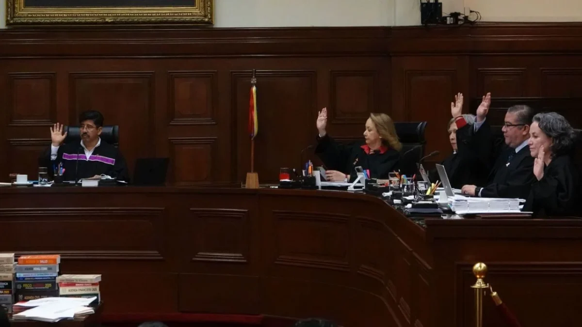 A propuesta de la ministra Yasmín Esquivel Mossa, la SCJN elimina restricciones de acceso a aborto a víctimas de violación.