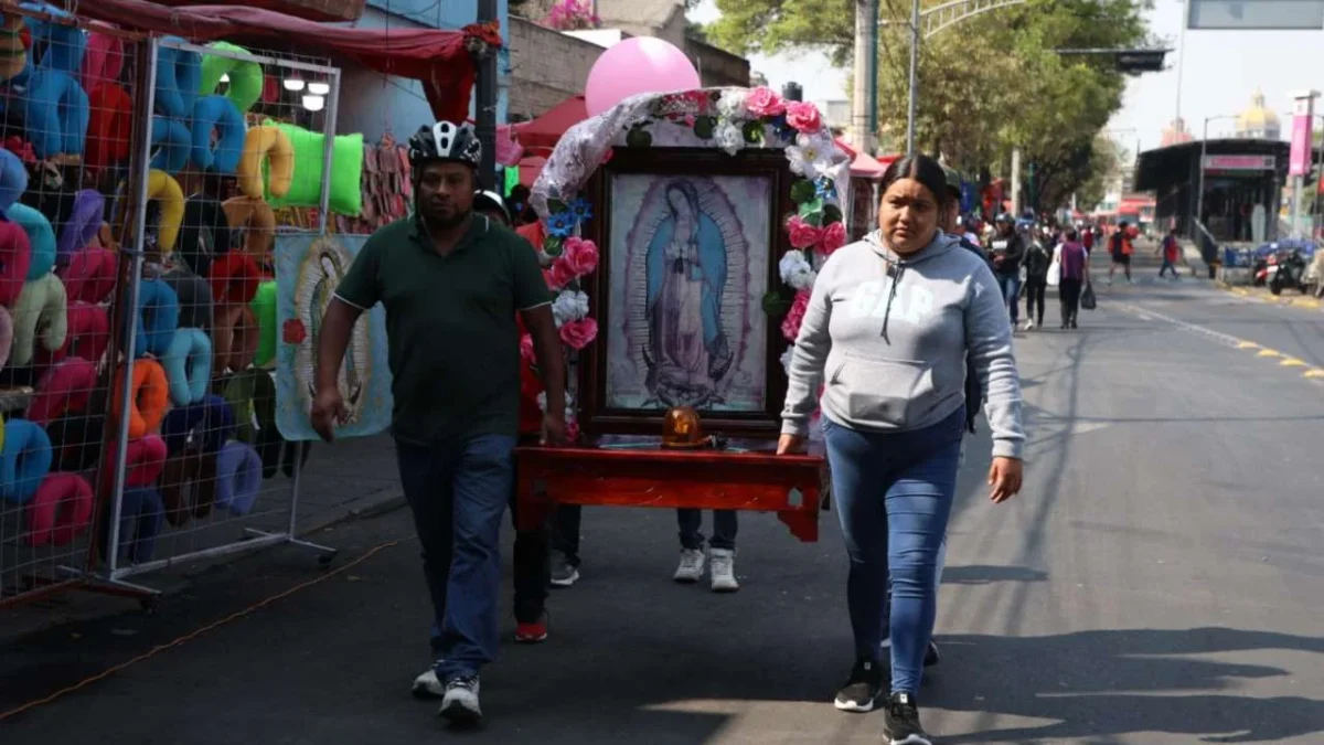 Miles de peregrinos intensificaron su llegada a la CDMX.