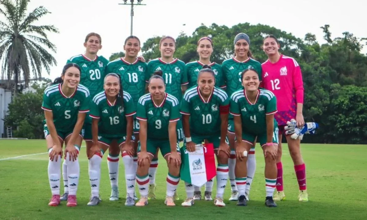 México terminó sus actividades oficiales del 2025 con un 0-2 ante Costa Rica en partido de preparación para ambos cuadros de la Concacaf.