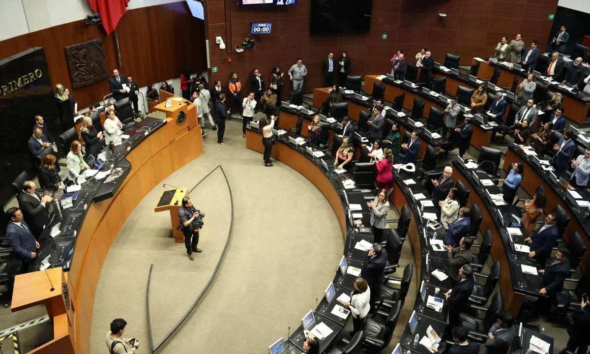 El Senado aprueba reformas en materia de igualdad sustantiva propuestas por la presidenta Claudia Sheinbaum.
