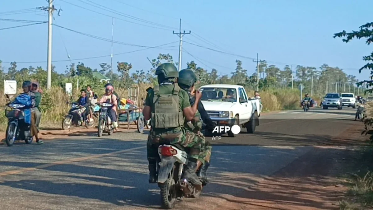 Tailandia lanzó ataques aéreos en Camboya, tras un nuevo estallido de enfrentamientos que dejaron un soldado tailandés muerto.