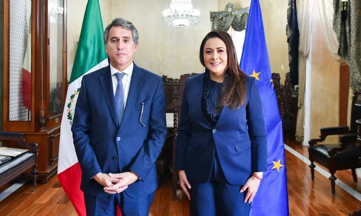 La gobernadora de Aguascalientes, Tere Jiménez, se reunió con el embajador de la Unión Europea en México, Francisco André.
