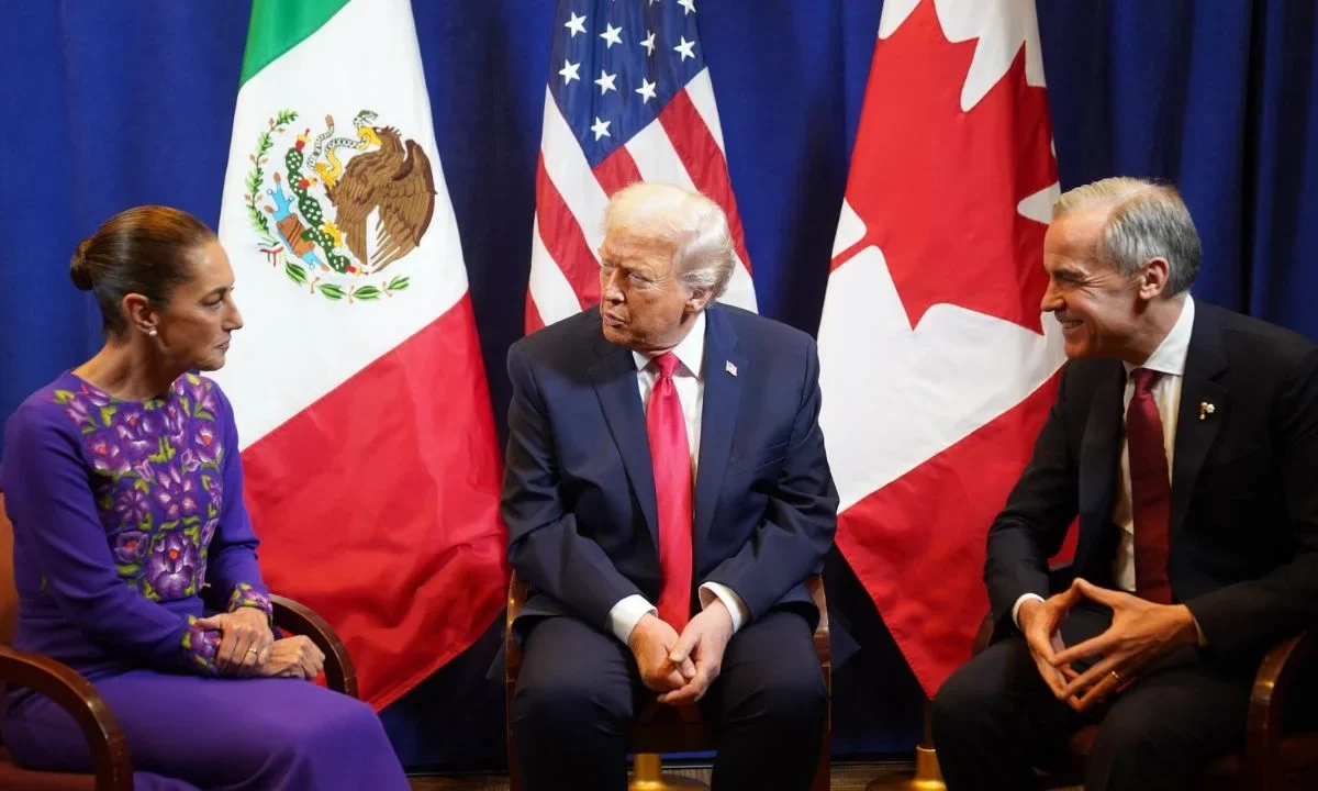 El presidente Trump afirmó que su encuentro con Sheinbaum y Carney, durante el sorteo del Mundial 2026, se centró en la agenda comercial.