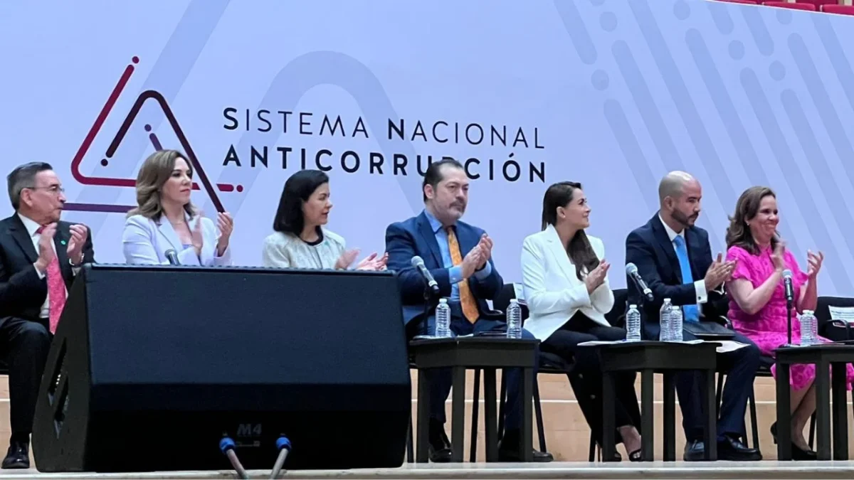 Los integrantes del Sistema Nacional Anticorrupción volvieron a intercambiar acusaciones graves sobre su desempeño.