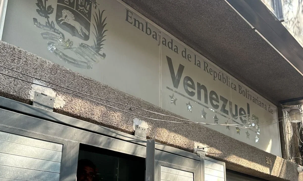 Alcalde de Miguel Hidalgo pide a SRE reubicar embajadas de Venezuela, Cuba y Nicaragua