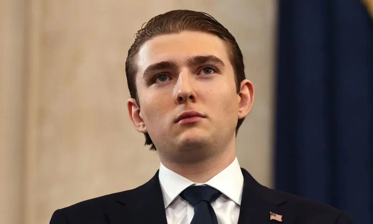 Barron Trump salva a una joven de ser golpeada por su exnovio