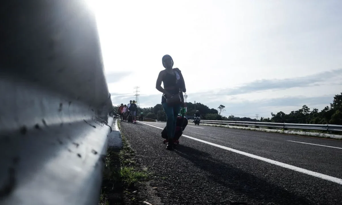 EU le advierte a los migrantes no cruzar por el Río Bravo