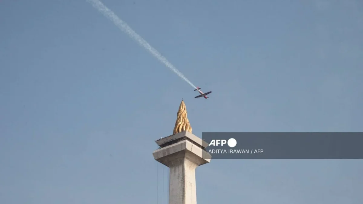 En Indonesia, un avión desapareció de los radares con 10 personas a bordo