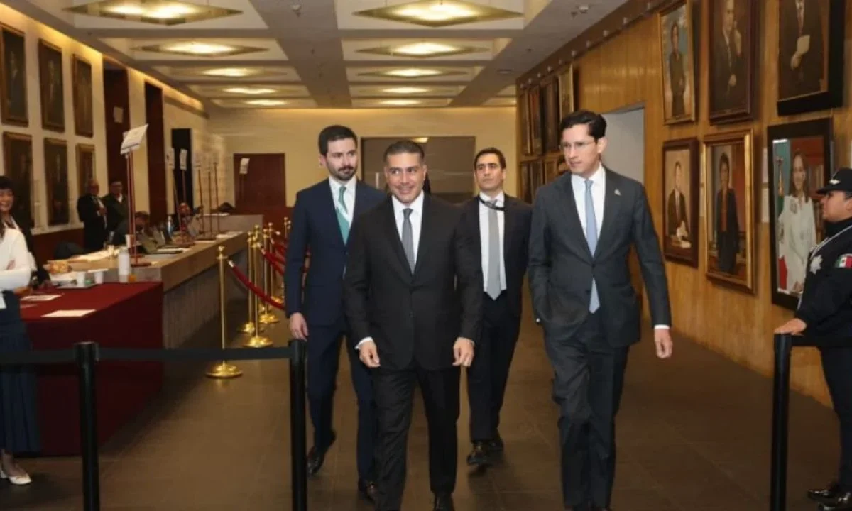 Harfuch comparte la Estrategia de Seguridad ante embajadores de México