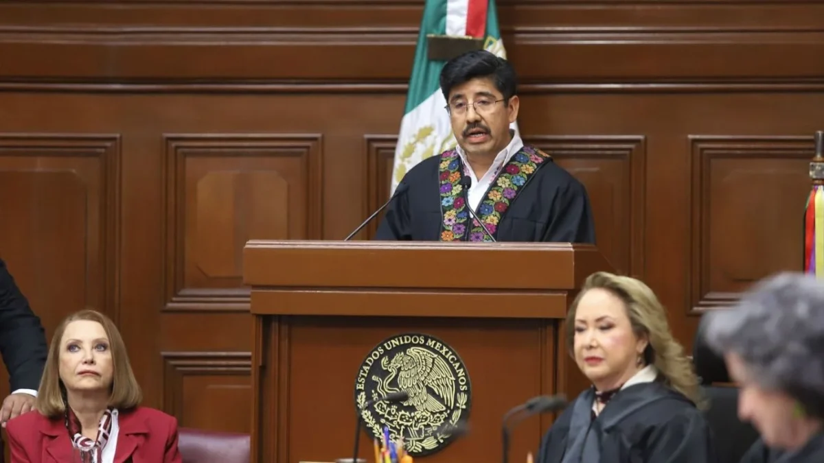 Hugo Aguilar presume legitimidad de la nueva Corte ante embajadores