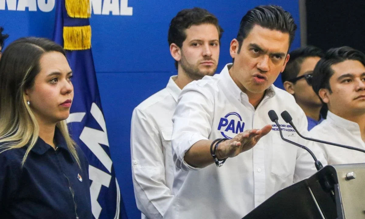 Jorge Romero acusa a Morena de amenazar la democracia de México