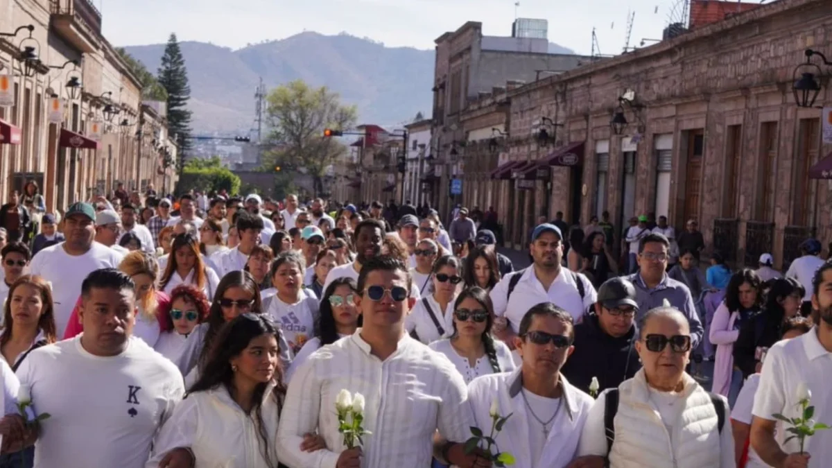 Marchan por justicia para el estudiante Fernando Alan, asesinado en Culiacán