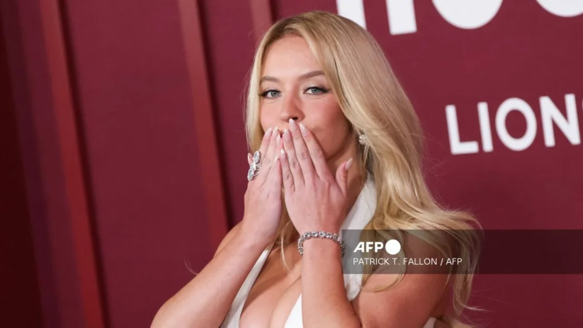 Sydney Sweeney enfrentaría cargos de vandalismo por colgar sostenes en el letrero de Hollywood