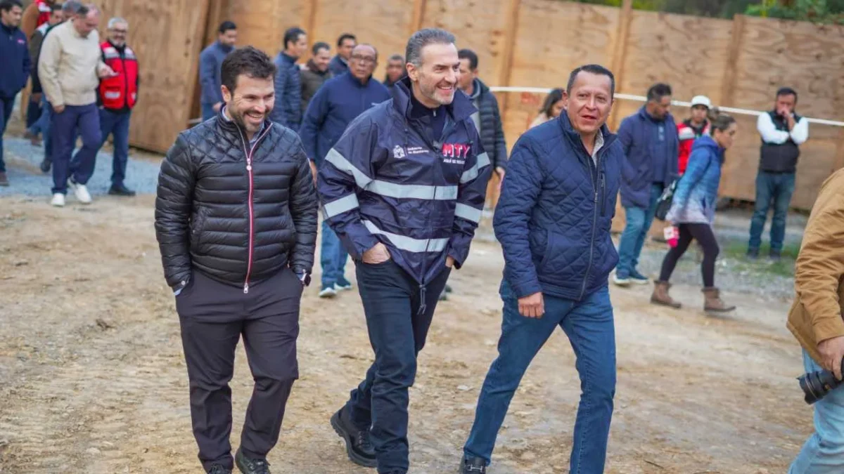 El alcalde Adrián de la Garza arranca construcción del C4 en zona sur de Monterrey.