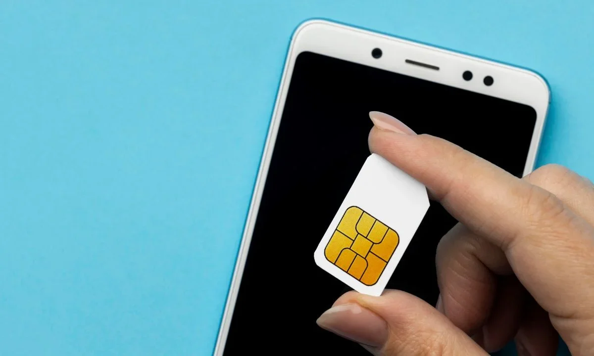 La Agencia de Transformación Digital rechazó que exista un mercado negro de venta de chips registrados, tras presuntos reportes.