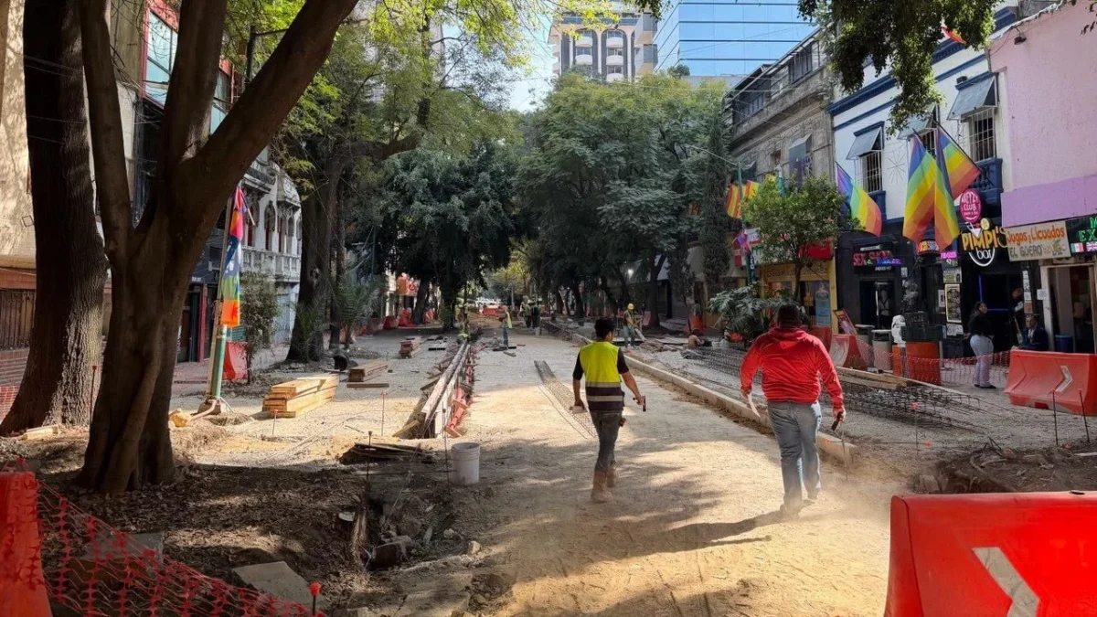 Con motivo del próximo Mundial 2026, el Gobierno de la Ciudad de México trabaja para remodelar la Zona Rosa.