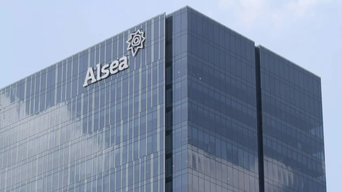 El Grupo Alsea adelanta pago de deuda por 500 millones de dólares.