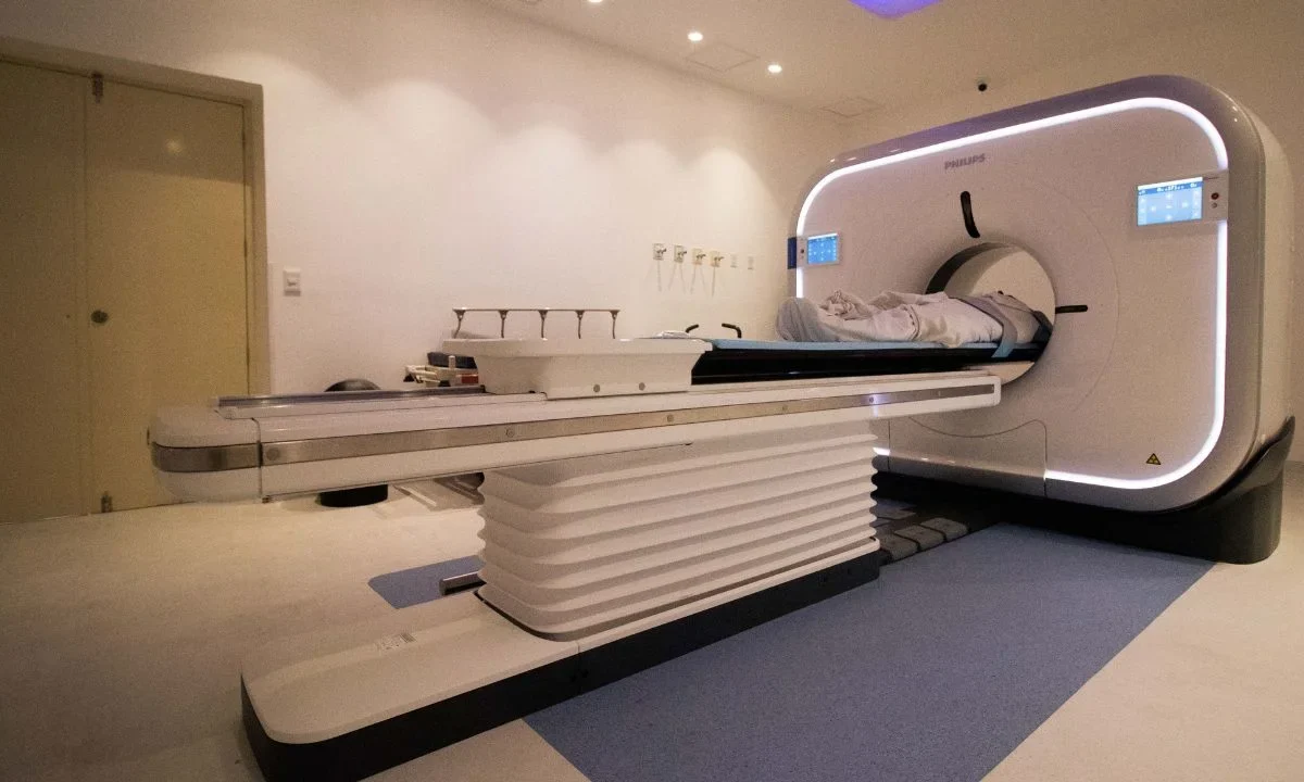 Anuncia Salud inversión de 11 mil 257 mdp en 816 equipos médicos