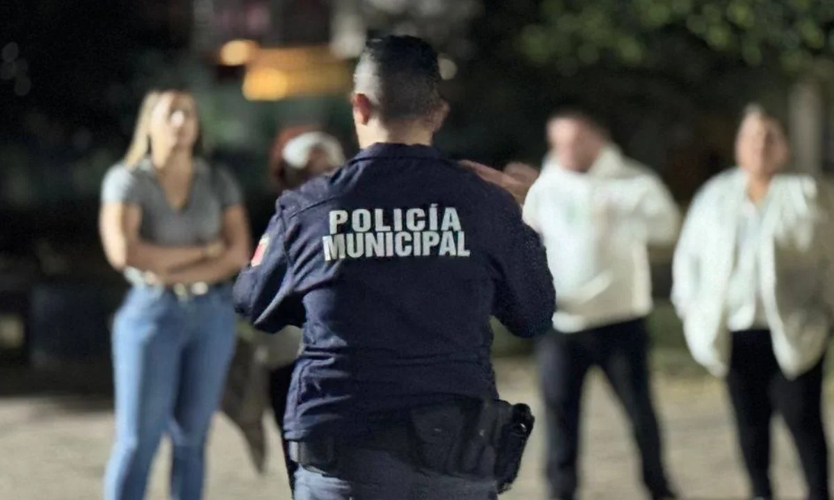 Ciudadanos reportaron la balacera en la colonia Jardines de Catedral en Zamora a donde arribaron los policías que fueron atacados.