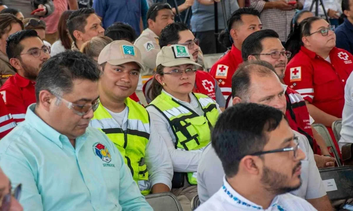 Brindan taller de accesos vasculares a personal del CRUM para beneficiar a habitantes de Campeche con una atención medica de calidad.