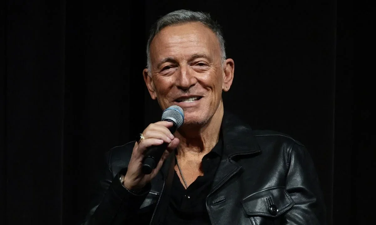 Bruce Springsteen interpretó por primera vez su canción de protesta social 'Streets of Minneapolis', la compuso tras el asesinato de Alex Pretti.