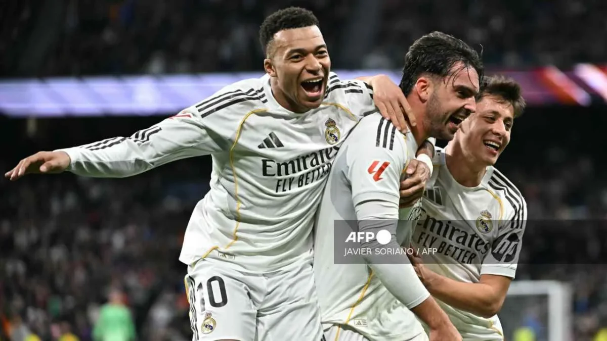 Con un polémico penal a favor de Kylian Mbappé y diversos abucheos de la afición, el Real Madrid vence al Levante.