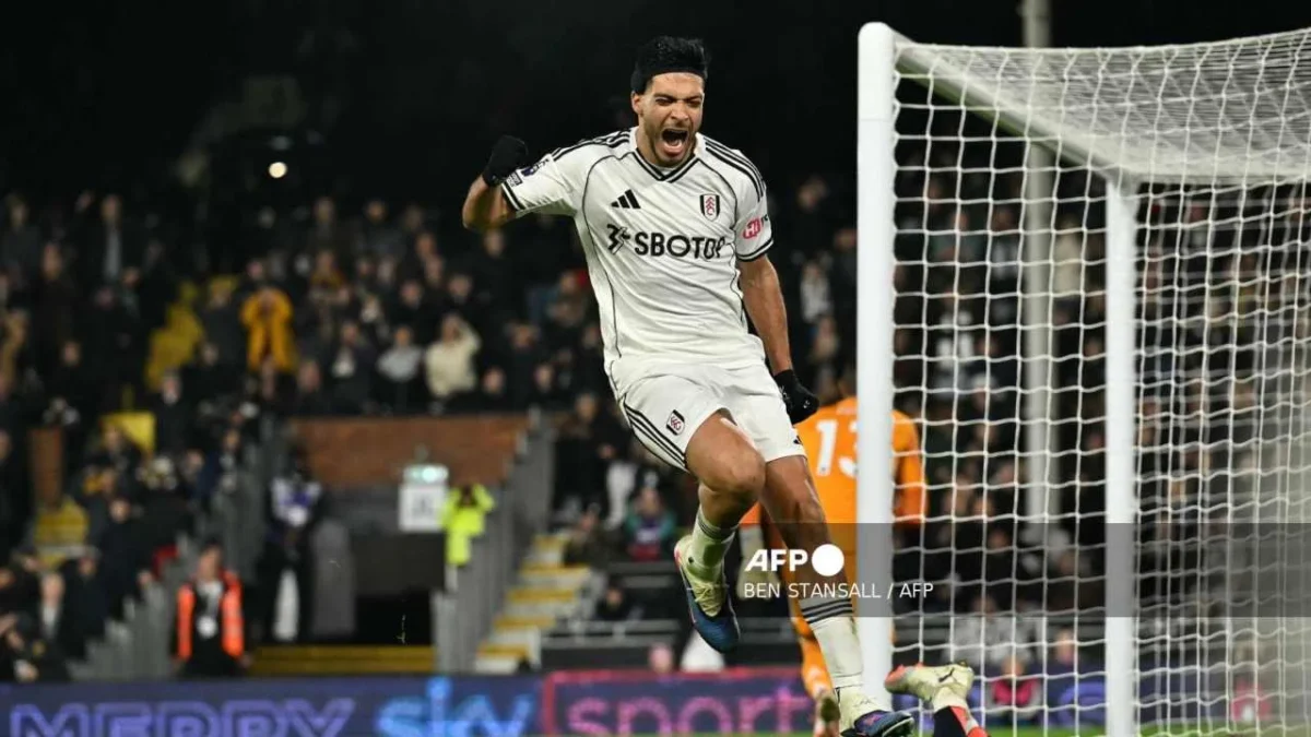 Con el mexicano Raúl Jiménez en la cancha, Fulham vence al Brighton en la Premier League.