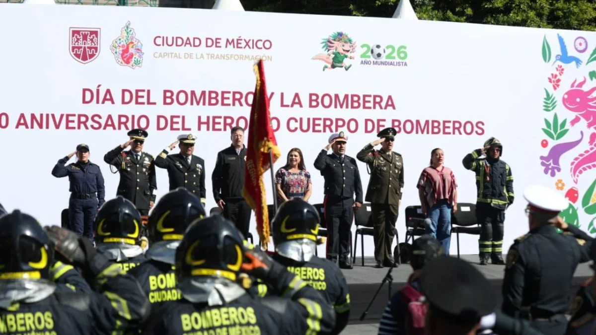 Conmemora Brugada 170 años del Heroico Cuerpo de Bomberos de CDMX