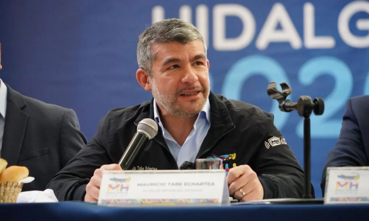 '¿De cuál se fumó el alcalde?', expresó el diputado local de Morena, Víctor Hugo, sobre petición de Mauricio Tabe de trasladar embajadas.