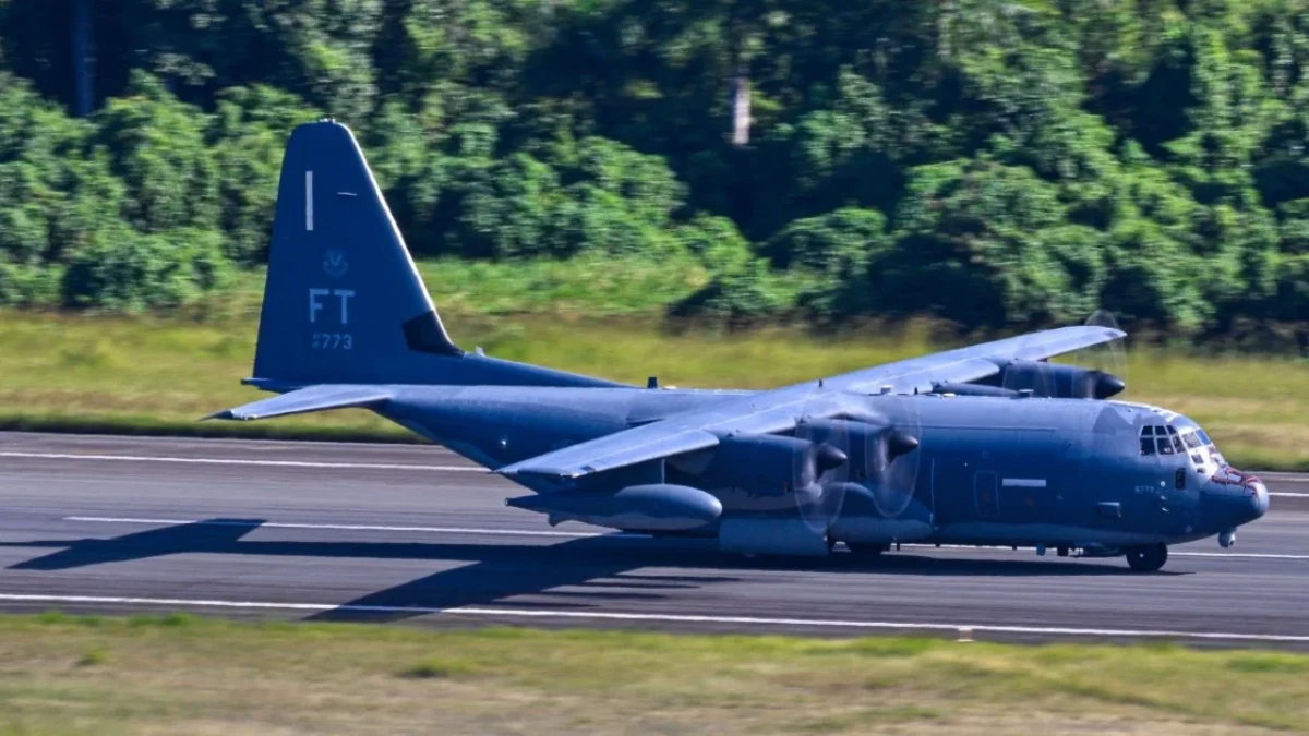 MC indicó que el Gobierno debe explicar la presencia del avión militar de EU en Toluca, ya que el Senado no ha sesionado para autorizarlo.