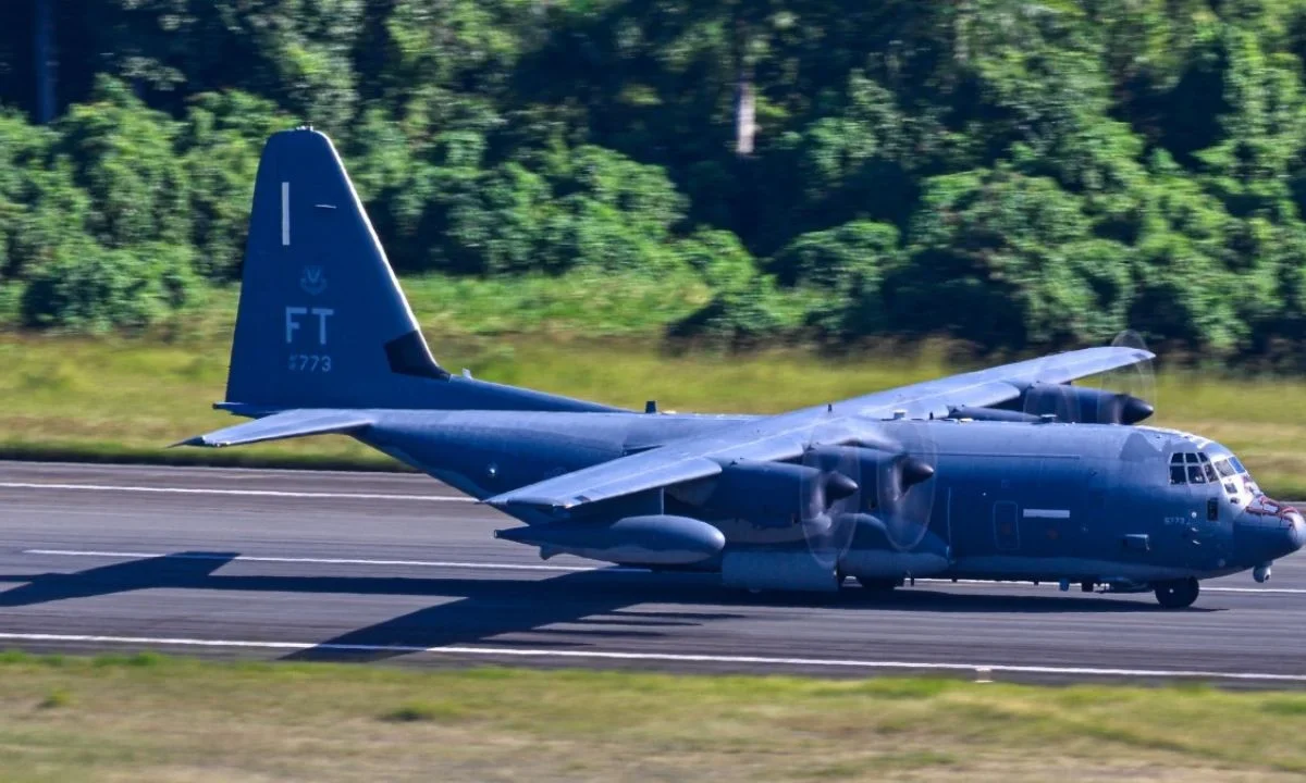 MC indicó que el Gobierno debe explicar la presencia del avión militar de EU en Toluca, ya que el Senado no ha sesionado para autorizarlo.