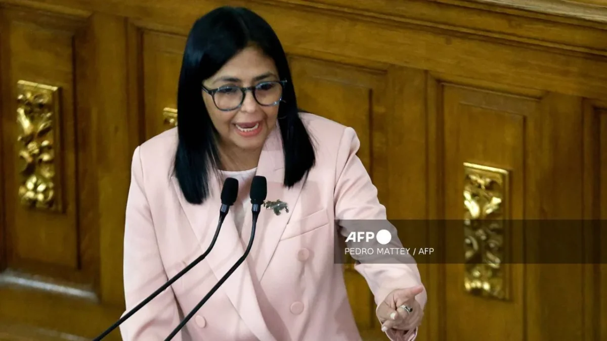 Delcy Rodríguez jura como presidenta interina de Venezuela