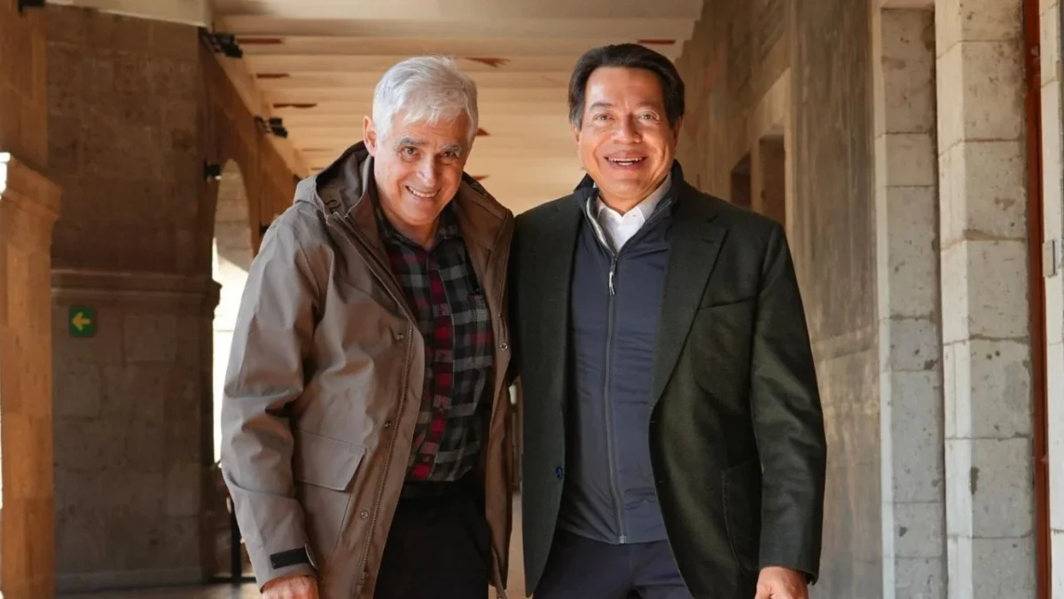 Mario Delgado recibió en las instalaciones de la SEP, a Rafael Barajas, director del Instituto de Formación Política del Partido Morena.