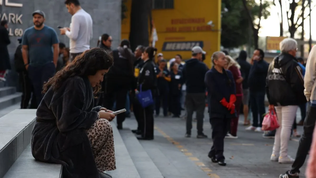 Despegan Cóndores para revisión exprés de la CDMX tras sismo